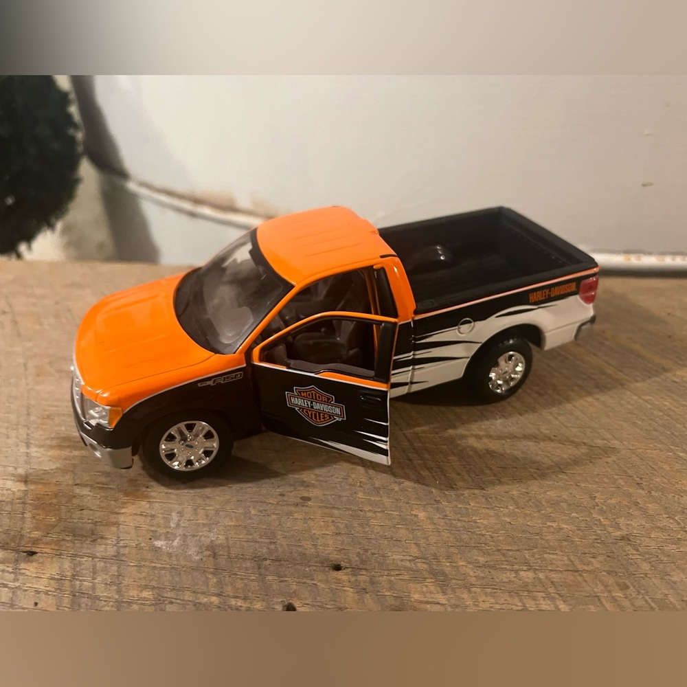 Harley Davidson truck